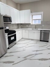 Building Photo - 213 ACADEMY St