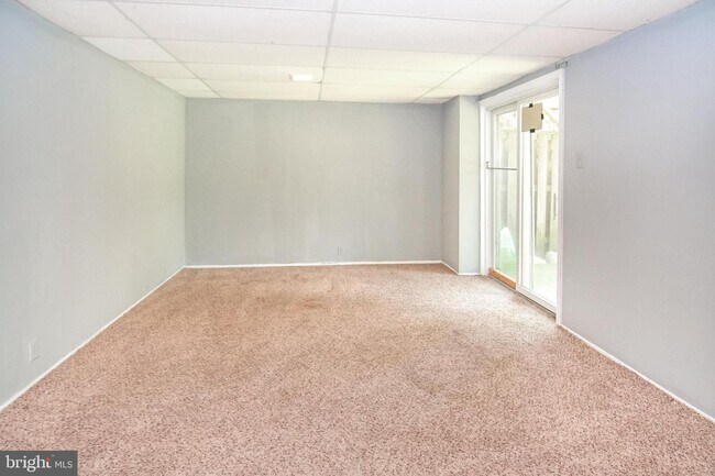 Building Photo - 30 Jack Pine Pl