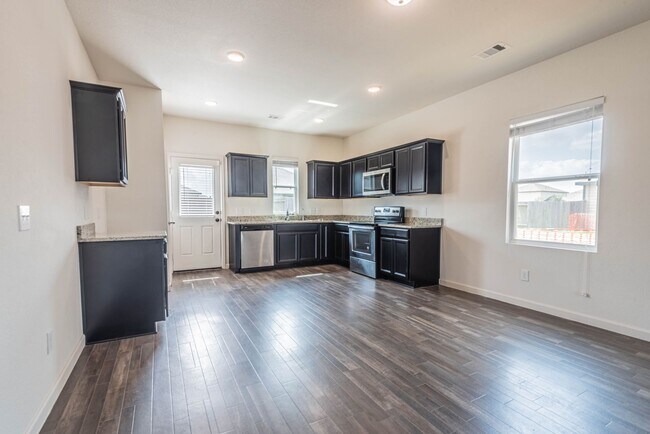 Foto del edificio - 1012 Blue Beech Ln