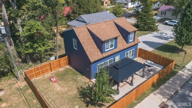 Building Photo - 1122 S Fess Ave