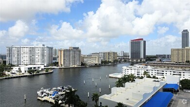 Building Photo - 1965 S Ocean Dr