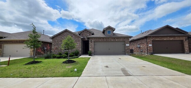 Foto del edificio - 9021 Eagles Landing Dr