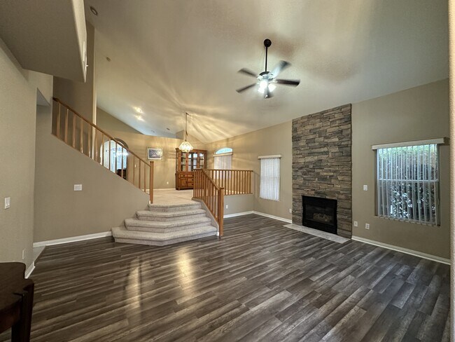 Building Photo - 2596 Mizzoni Cir