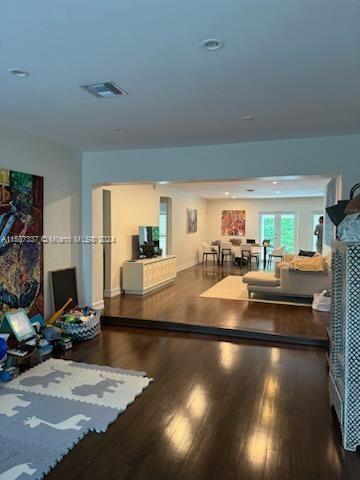 Foto principal - 3120 Lucaya St