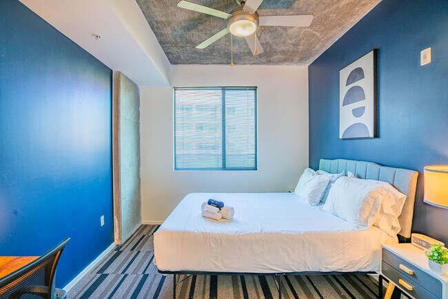 Foto del edificio - 333 E Roosevelt St