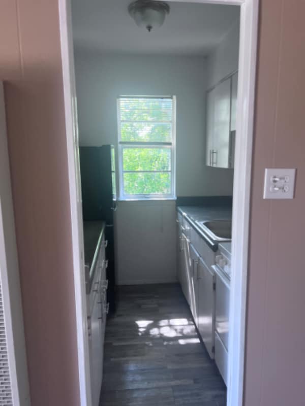 Photo - 209 Victor St Apartment