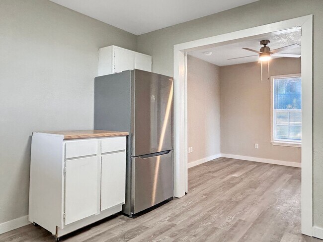 Foto del edificio - 1 Bedroom - Downstairs Duplex in Canyon Lake - Hill Country Views