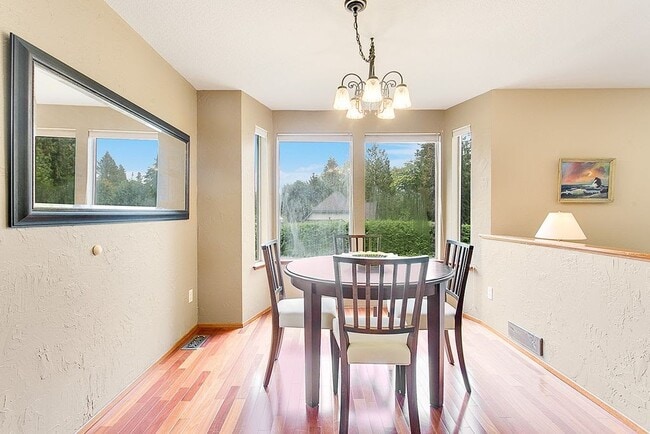 Building Photo - 27121 NE 144th Pl