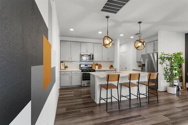 Building Photo - 433 Gaida Loop