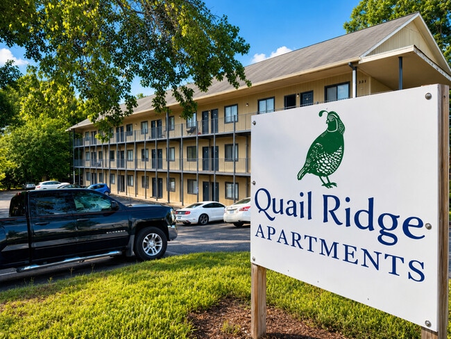 Foto del edificio - Quail Ridge Apartments