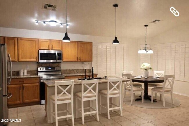 Foto del edificio - 4030 W Hide Trl