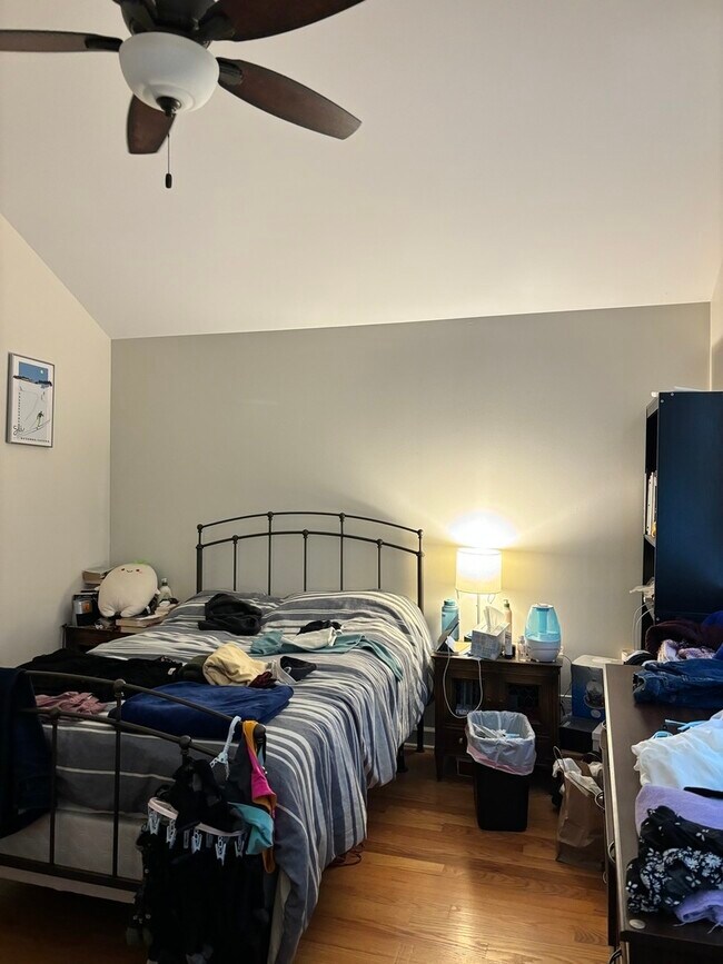 Building Photo - 1836 S Laflin St