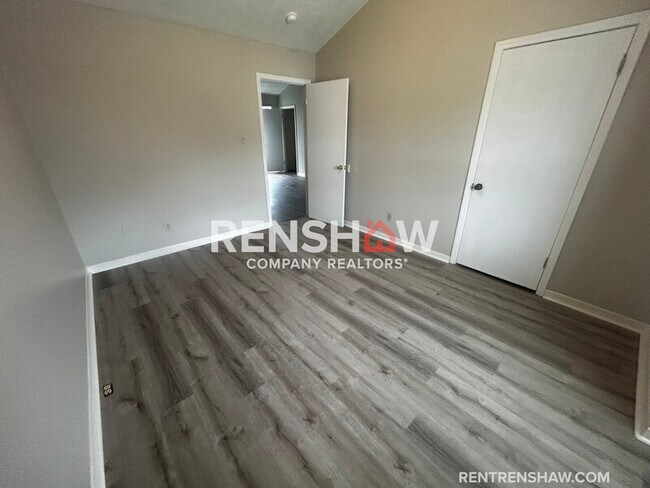 Foto del edificio - 276 Greenfield Dr