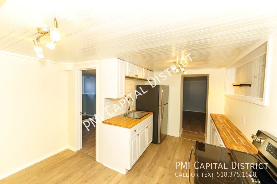 Primary Photo - Recently renovated, modern 2-bedroom apart...