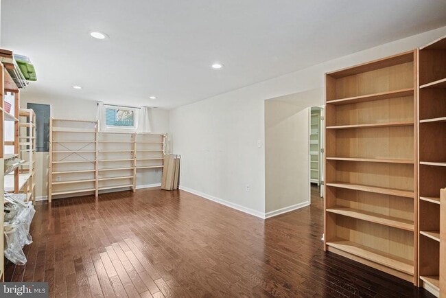 Building Photo - 5325 Long Sky Ct