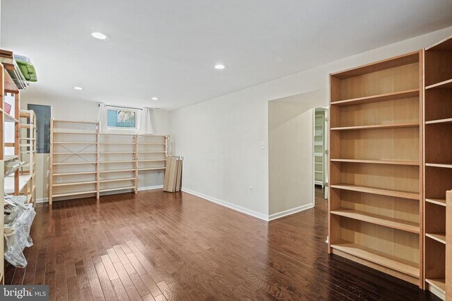 Foto del edificio - 5325 Long Sky Ct