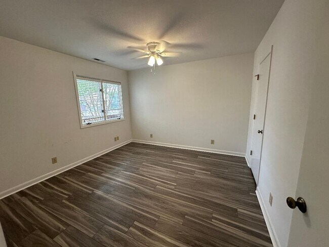 Foto del edificio - Beautiful Roanoke Townhouse/Condo