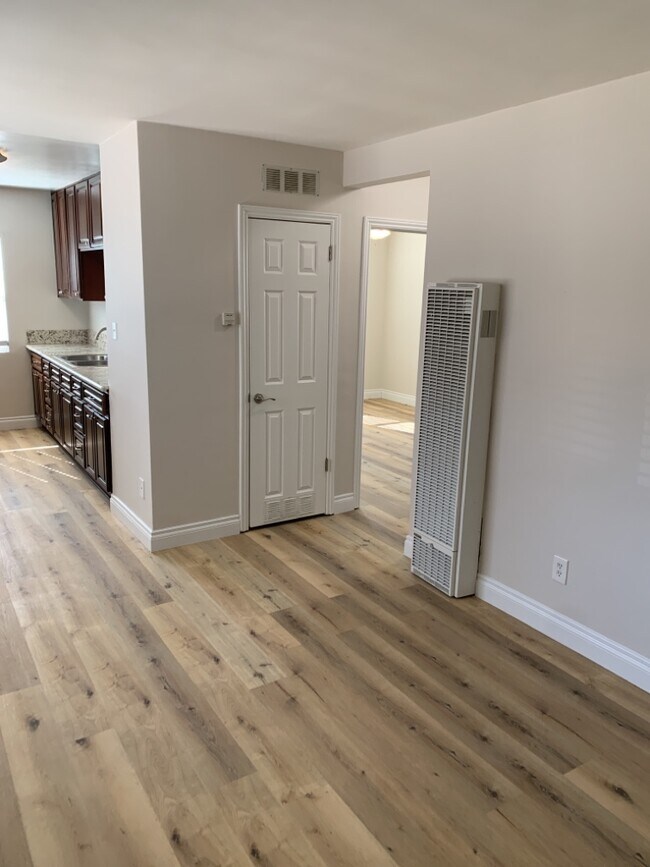 Foto del edificio - 441 W Spazier Ave