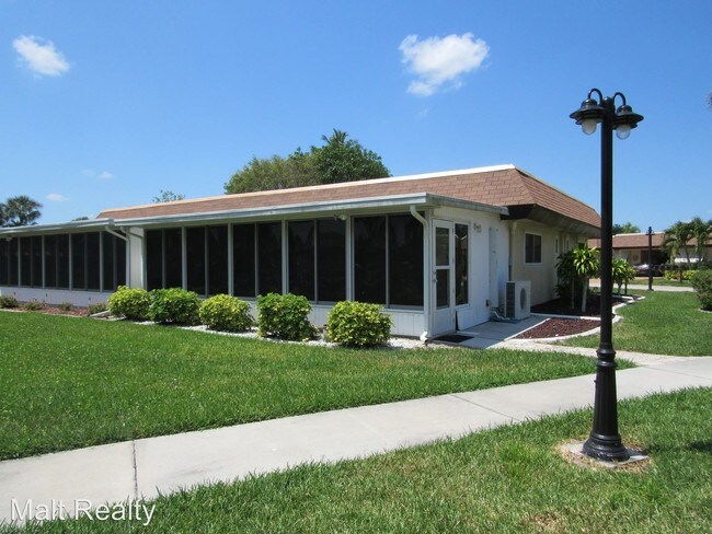 Foto del edificio - 4770 Hidden Harbour Blvd