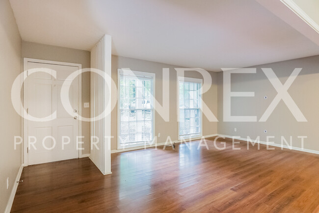 Building Photo - Charming Three Bedroom, Available Now
