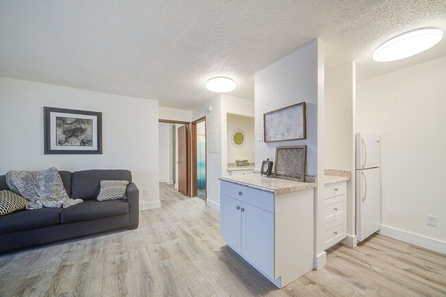 Interior Photo - Magnolia Park