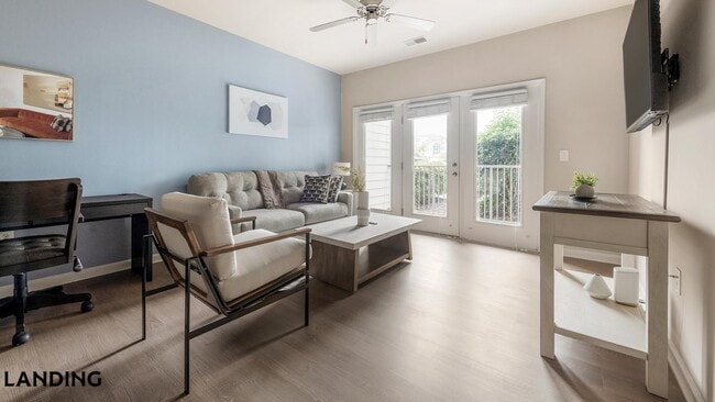 Building Photo - 8100 Palisades Cir