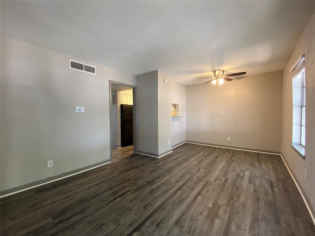 Primary Photo - 1200 S Loop 336 W