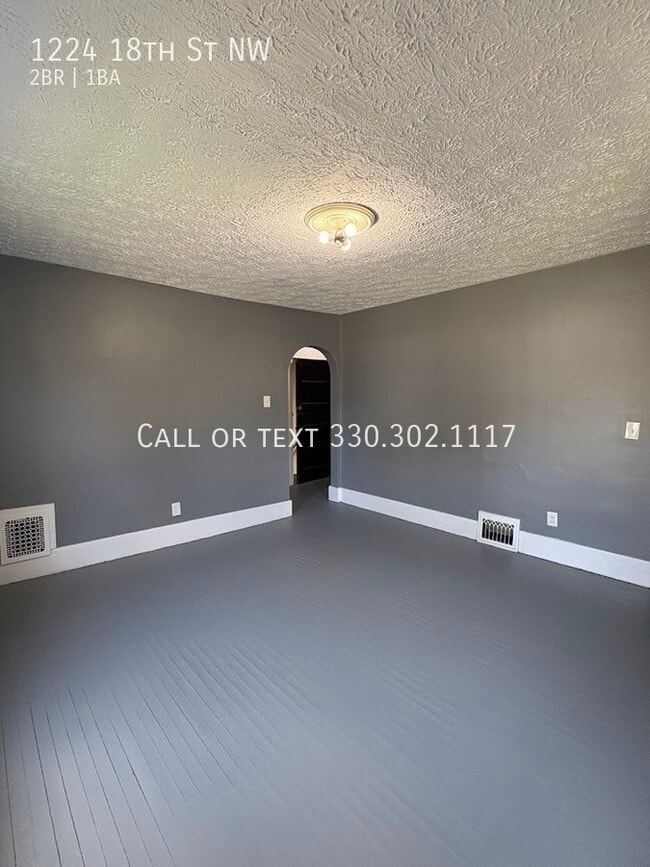 Building Photo - 1224 18th St NW