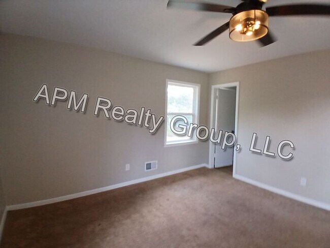 Foto del edificio - Newly Remodeled Home in Southeast Columbia