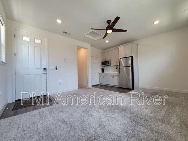 Building Photo - 4167 Bellwether Wy