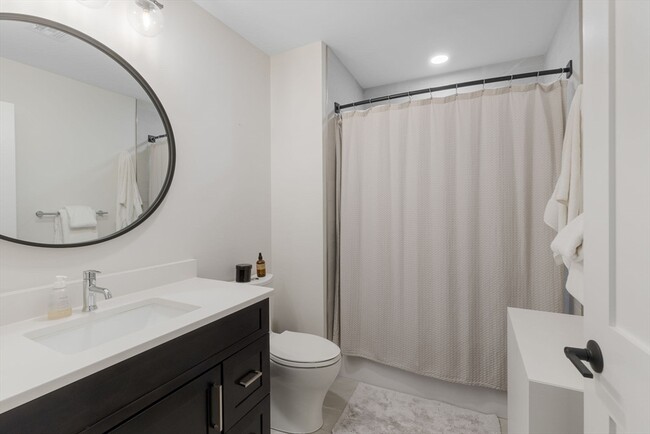 Foto del edificio - 320 Maverick St