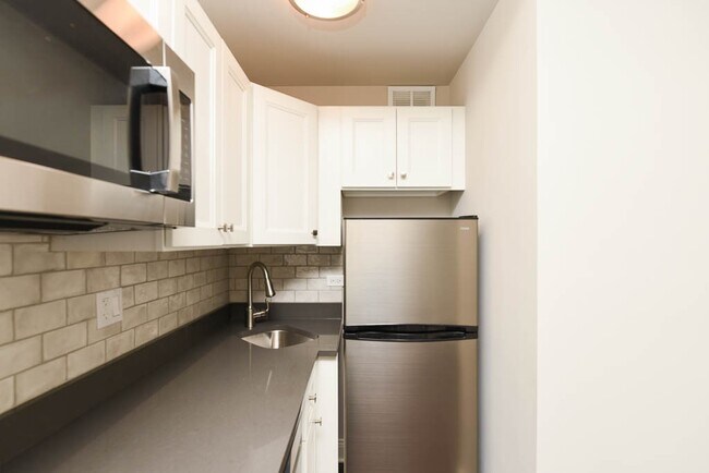 Foto del edificio - 640 W Wrightwood Ave