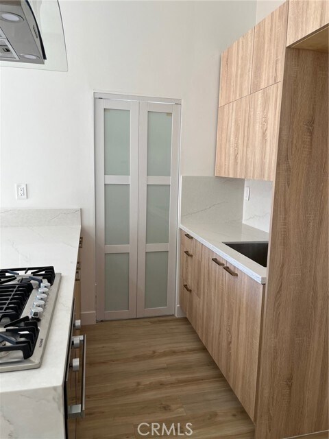 Foto del edificio - 566 Wamblee Ln