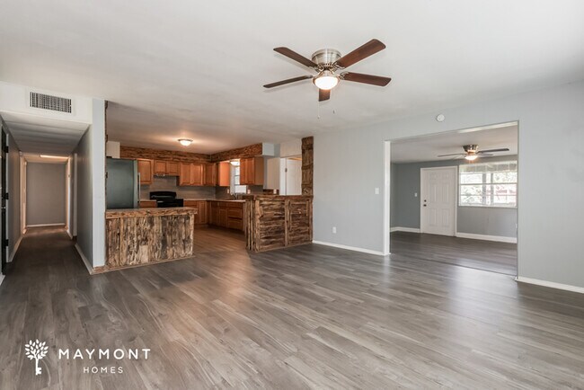 Foto del edificio - Inviting 3 Bedroom Ranch in Lakeland, FL