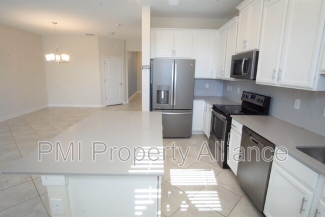 Foto del edificio - 1213 Royal St. George Blvd