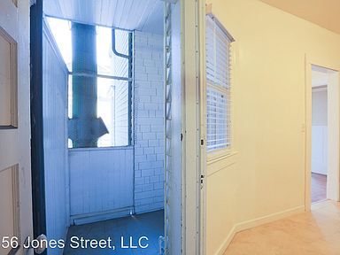 Building Photo - 1456 Jones St