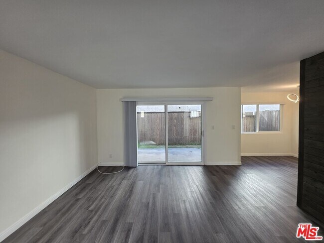 Foto del edificio - 517 N Francisca Ave