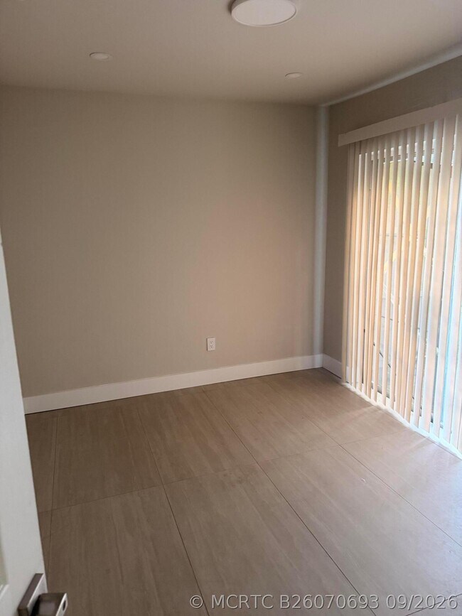 Foto del edificio - 2731 AVENUE S B Ave
