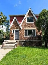 Building Photo - 15862 Stansbury Ave