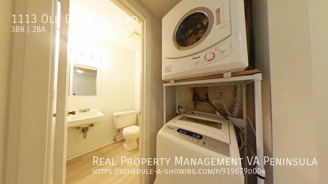 Foto del edificio - 1113 Old Denbigh Blvd