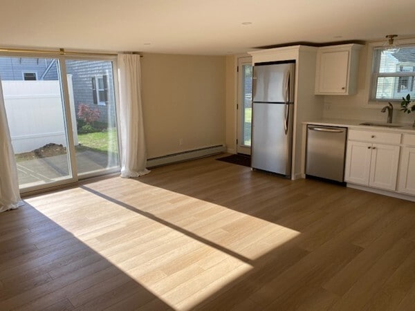 Building Photo - 818 Wilbur Ave