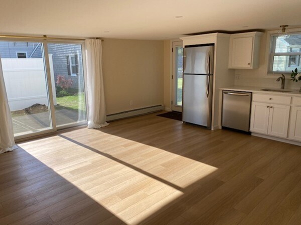 Foto del edificio - 818 Wilbur Ave