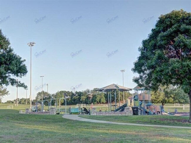 Foto del edificio - 7297 Chinquapin Dr
