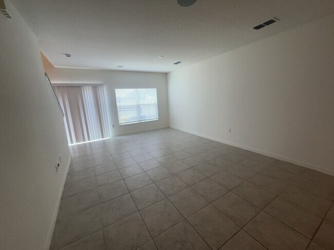 Foto del edificio - 1312 Mirabella Cir