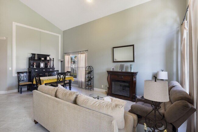 Building Photo - 7782 Hoffy Cir