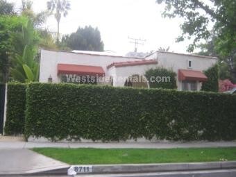 Primary Photo - 8711 Sherwood Dr