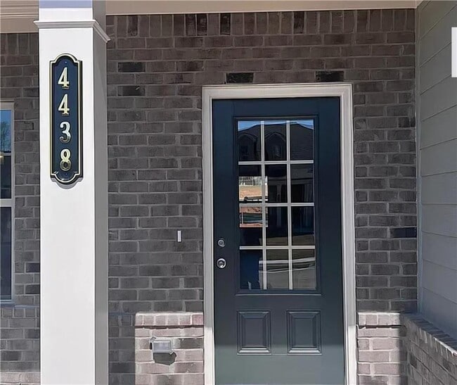 Foto del edificio - 4438 Chestnut Oak Wy