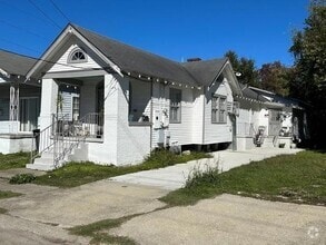 Building Photo - 8327 Oleander St