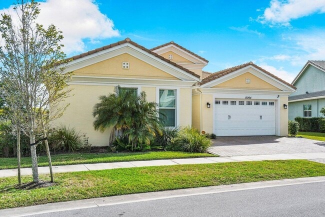 Building Photo - 15964 Whippoorwill Cir