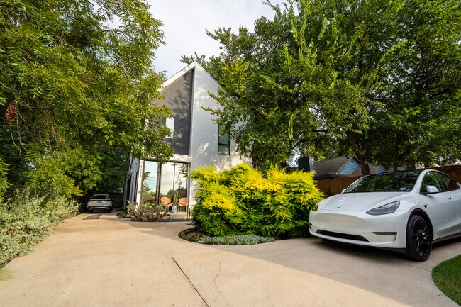 Foto del edificio - 2509 Durwood St